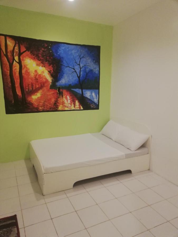 Dormitels.Ph Ermita Vandrehjem Manila Eksteriør billede